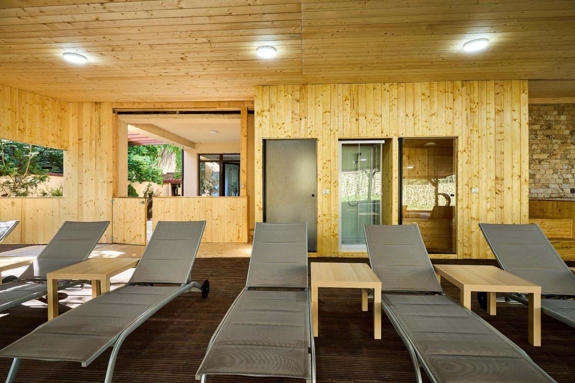 Therme Airport Resort Corbeanca 外观 照片