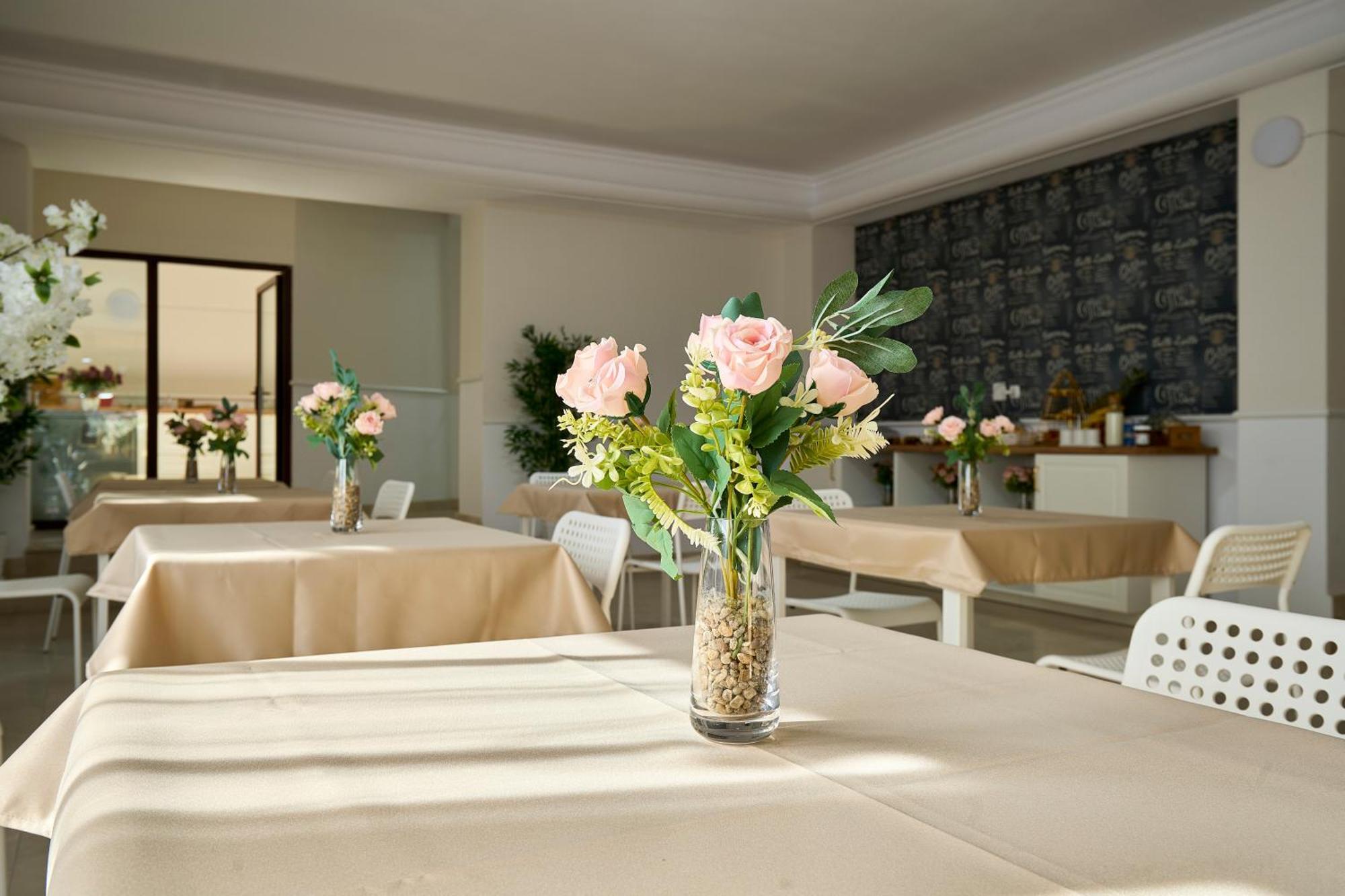 Therme Airport Resort Corbeanca 外观 照片