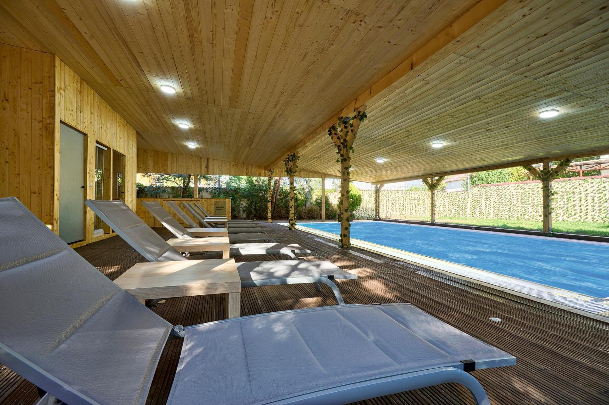 Therme Airport Resort Corbeanca 外观 照片